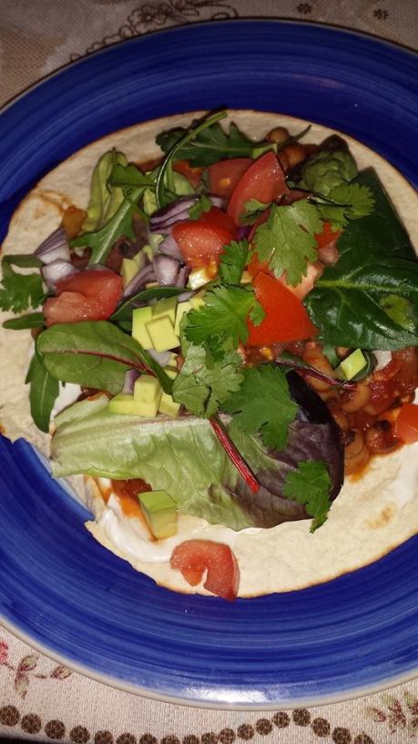 Vegan Recipe: Open Chili Wrap with Tomato & Coriander Salad